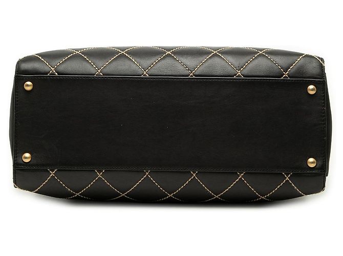 Black Chanel Medium CC Quilted Calfskin Wild Stitch Tote Schwarz - Ansicht 3
