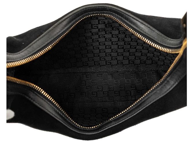 Gucci Schultertasche aus schwarzem Wildleder - Ansicht 4