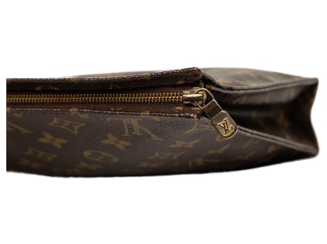 Bolso de mano Louis Vuitton Monogram Toiletry Pouch 26 marrón Castaño - vista 6