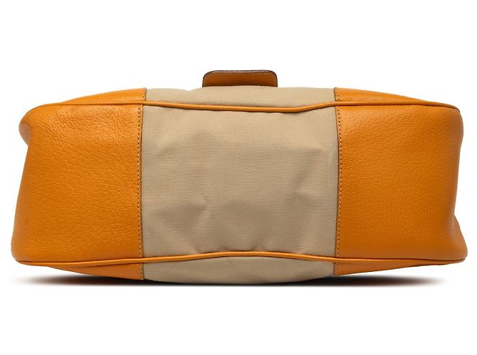 Prada Moon Schultertasche aus Canapa-Canvas mit Cinghiale-Besatz in Beige - Ansicht 3