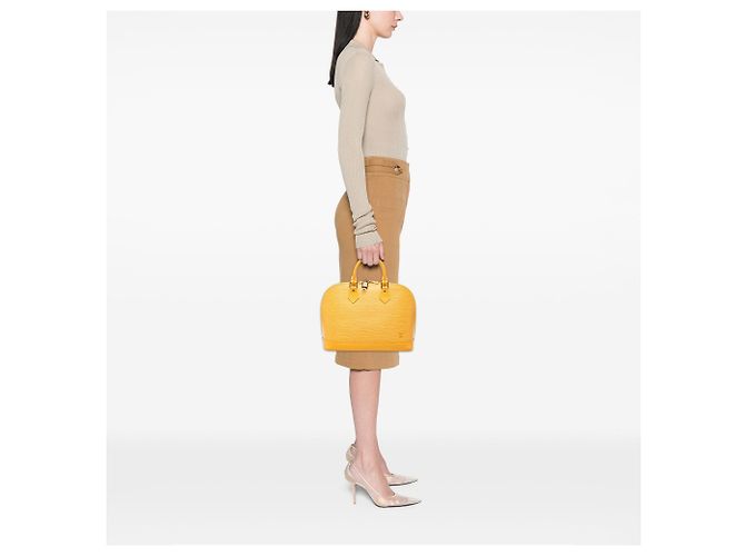 Borsa a mano Louis Vuitton Epi Alma PM Gialla Giallo - vista 6