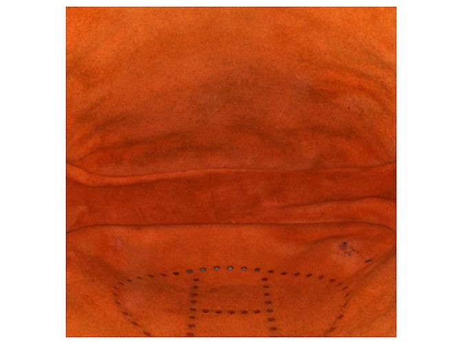 Borsa a tracolla Hermès Evelyne III 29 in pelle Clemence Orange - vista 4