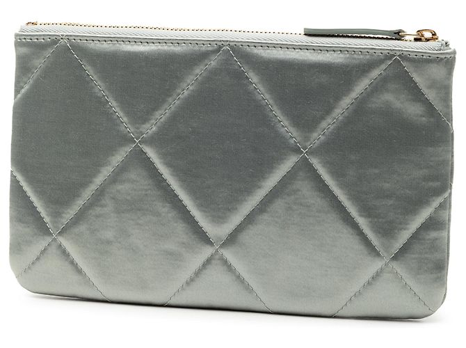 Borsa Clutch Chanel Small Satin 19 O Case VIP Zip Pouch Argento - vista 2