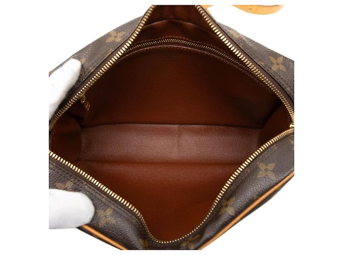 Borsa a tracolla Louis Vuitton Monogram Trocadero 27 Marrone - vista 4