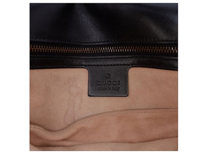 Borsa a tracolla Gucci Large GG Marmont Matelassé in pelle di vitello nera Nero - vista 5