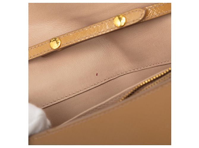Borsa a tracolla Prada Saffiano Vernice marrone con portafoglio e tracolla - vista 6