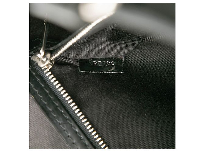 Borsa Louis Vuitton Electric Epi Brea MM Nera Nero - vista 6
