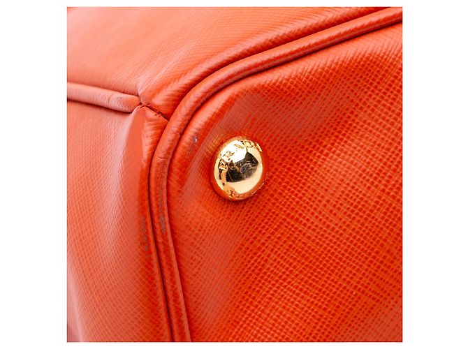 Tote Prada Galleria Double Zip Extra Large em Saffiano Lux Laranja - vista 11