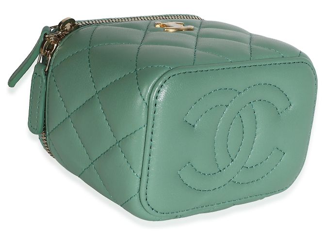 Mini Vanity Case Chanel Pearl Crush in nappa matelassé verde con catena - vista 7