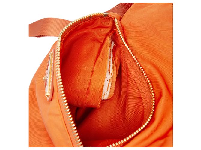 Prada Tessuto Crossbody-Tasche in Orange mit Reißverschluss - Ansicht 6