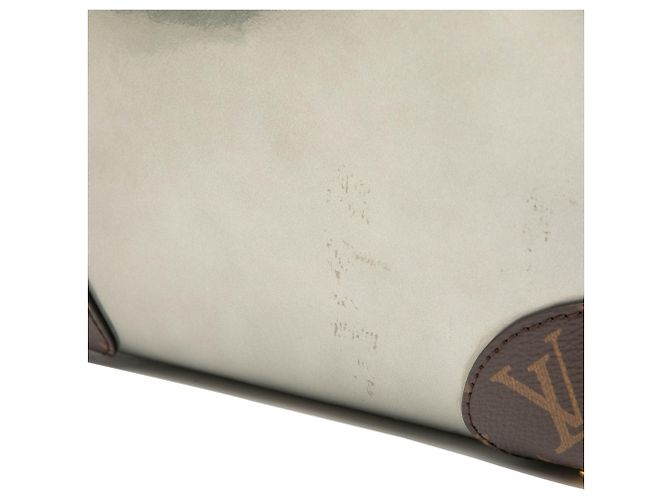 Borsa a tracolla Louis Vuitton Vernis Miroir Venice Silver - vista 7