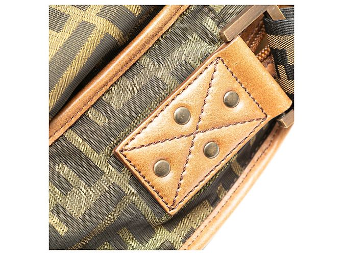 Borsa a tracolla Fendi Zucca Canvas marrone - vista 9