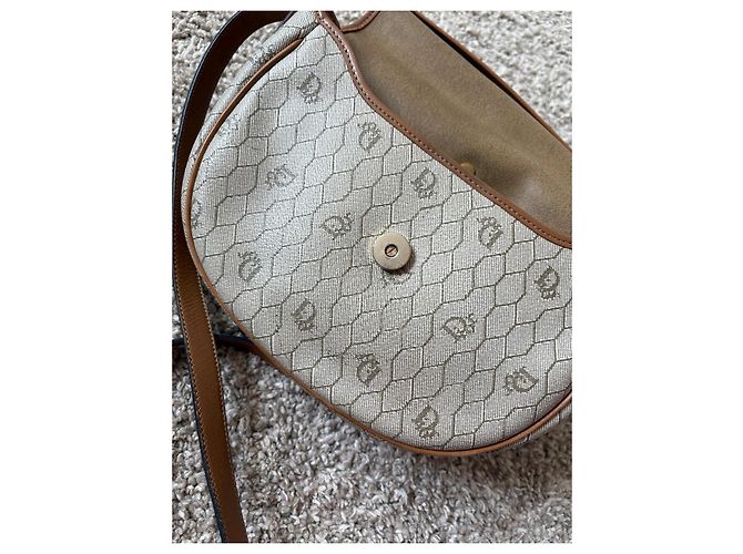 Dior Monogramme Schultertasche aus beschichtetem Canvas und Leder - Ansicht 6