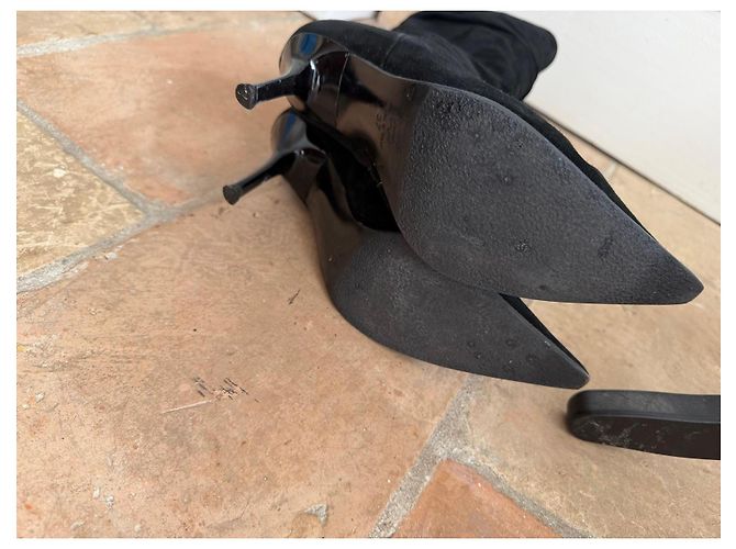 Autre Marque Hohe schwarze Wildlederstiefel - Ansicht 6