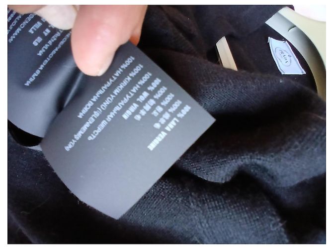 Prada schwarzer Cardigan aus Schurwolle - Ansicht 7