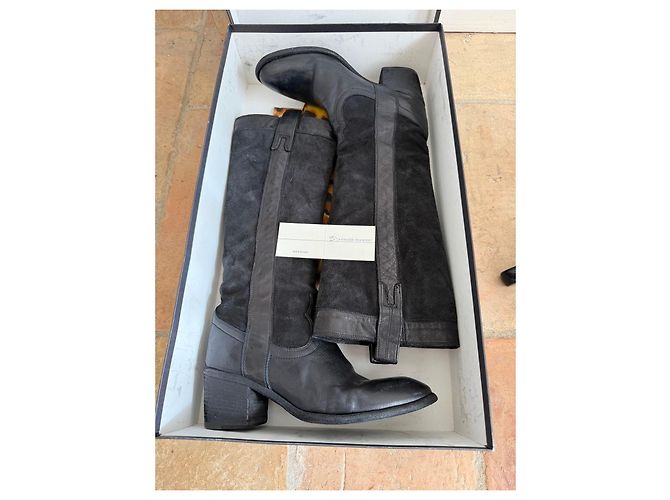 Autre Marque Botas altas em couro e camurça pretos - vista 7