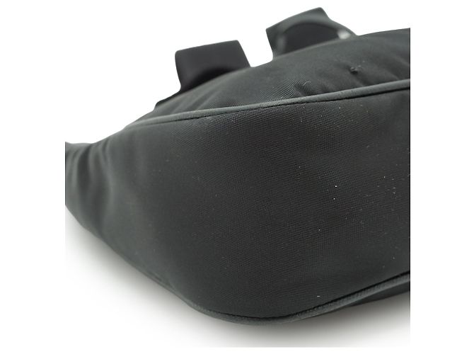 Prada Re-Edition 2005 Re-Nylon Mini Hobo Nero - vista 7