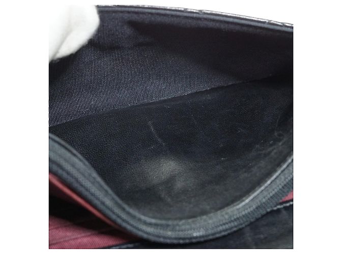 Chanel Classic Matelassé Wallet-on-Chain aus Lammleder Schwarz Bordeaux - Ansicht 16