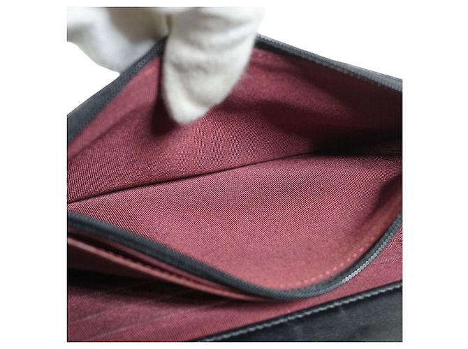 Chanel Classic Matelassé Wallet-on-Chain aus Lammleder Schwarz Bordeaux - Ansicht 17