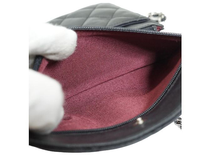 Chanel Classic Matelassé Wallet-on-Chain aus Lammleder Schwarz Bordeaux - Ansicht 18