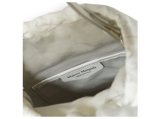 Autre Marque Maison Margiela 5AC Micro Borsa a Secchiello 2-Way Bianco - vista 13