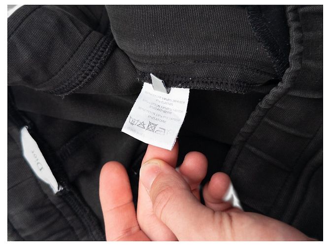 Dior Homme by Hedi Slimane SS04 Quarter Zip Pullover mit Bienen-Panels und Trainingsanzug Grau - Ansicht 15