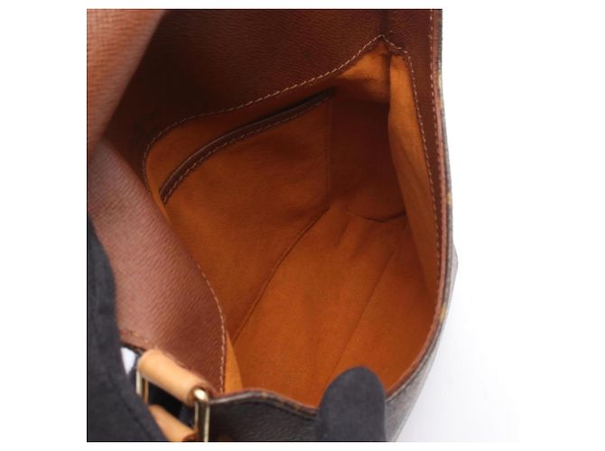 Borsa a tracolla Louis Vuitton Musette Salsa con tracolla lunga Marrone - vista 3
