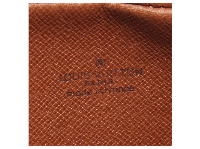 Borsa a Pochette Louis Vuitton Marly Dragonne PM Marrone - vista 4