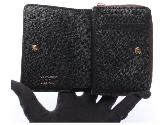 Louis Vuitton Portefeuille Lou Monogram Reverse Bi-fold Wallet Braun - Ansicht 3