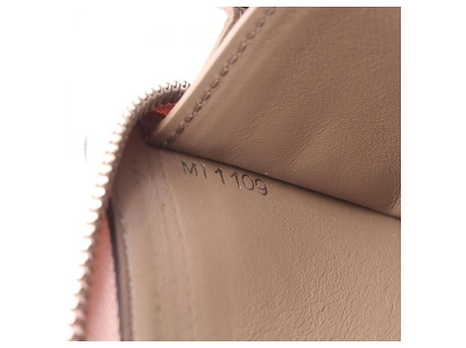 Louis Vuitton Portefeuille Comet Long Wallet Rosa - vista 5