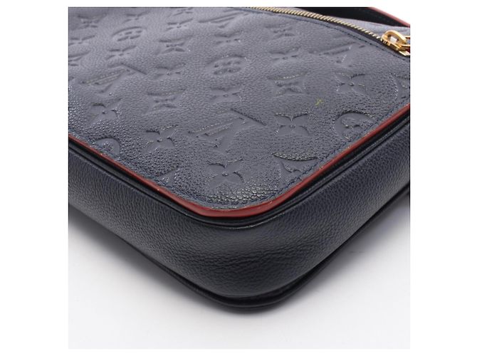 Borsa Louis Vuitton Pochette Métis Monogram Empreinte Rosso Blu navy - vista 7