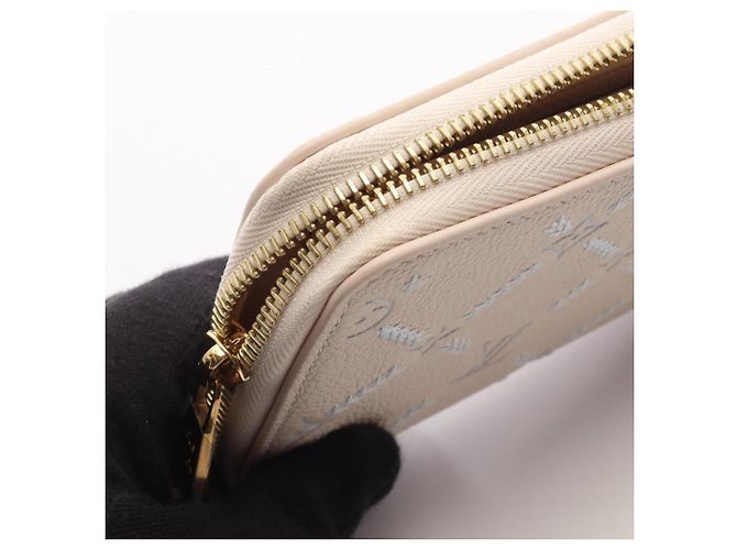 Louis Vuitton Zippy Wallet Monogram Empreinte - view 8