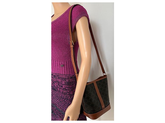 Céline Saco balde toile triomphe modelo pequeno Marrom Monograma - vista 15
