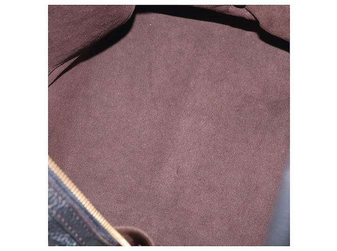 Louis Vuitton Galatea Mahina Leather PM Nero - vista 5