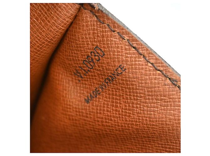 Louis Vuitton Saint Cloud Monogram Canvas GM Marrone - vista 5