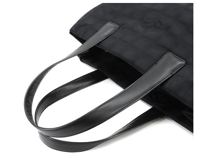 Borsa Chanel New Travel Line Tote MM Nero - vista 6