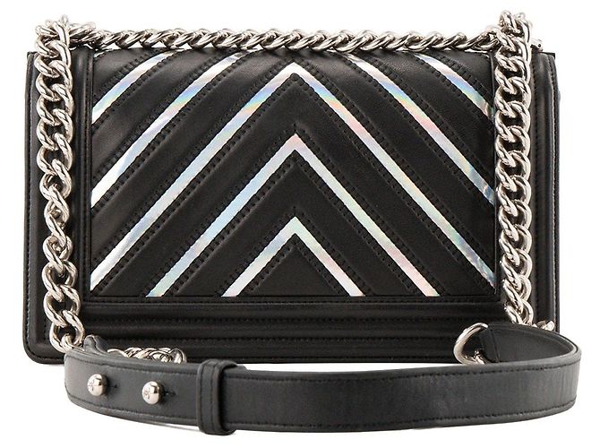 CHANEL - Borsa a tracolla Boy Chanel in pelle liscia chevron iridescente e nera Nero - vista 3