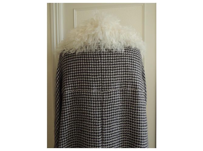 Chanel Abrigo de Tweed Mohair y Cordero de Mongolia Métiers d'Art Paris Dallas Negro Blanco - vista 5