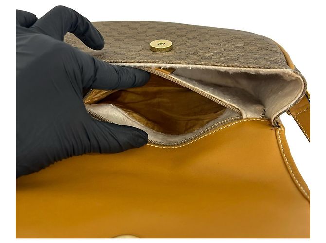 Bolso de hombro mini y bolso de mano de cuero Gucci Old Micro GG Logo Pattern - vista 10