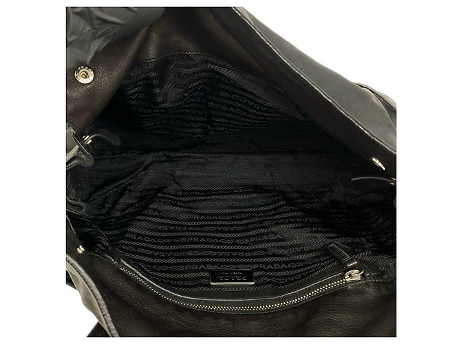 Borsa Tote Prada in nylon Tessuto Pocono e pelle con logo triangolare Nero - vista 9