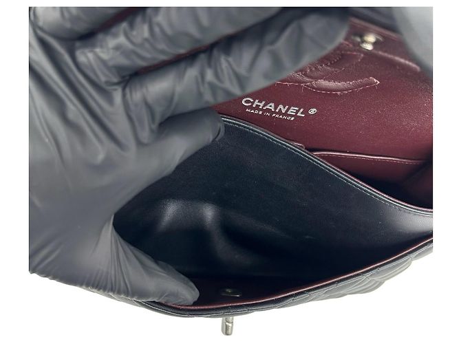 Borsa a tracolla Chanel Matelassé Double Flap Nero - vista 10