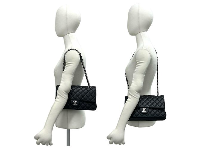 Borsa a tracolla Chanel Matelassé Double Flap Nero - vista 2