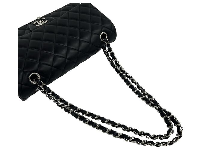 Borsa a tracolla Chanel Matelassé Double Flap Nero - vista 4