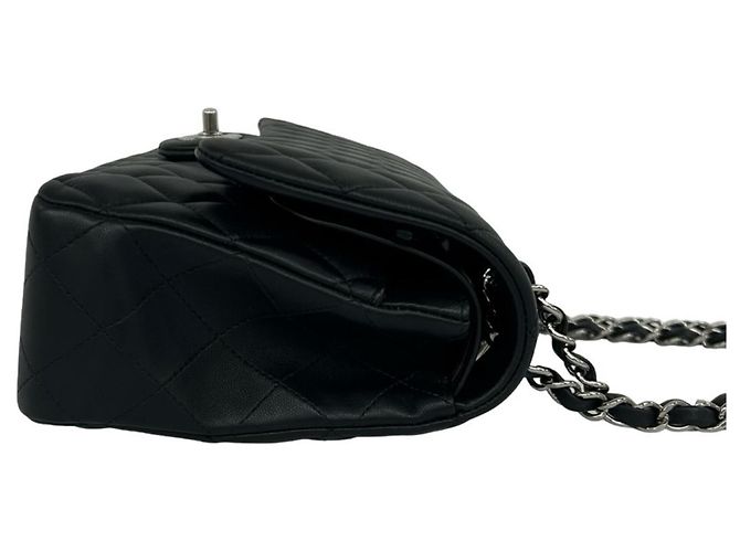 Borsa a tracolla Chanel Matelassé Double Flap Nero - vista 6