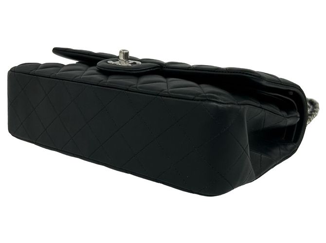 Borsa a tracolla Chanel Matelassé Double Flap Nero - vista 8