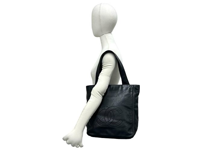 Sac Tote Chanel Coco en agneau avec pompons et franges Noir - vue 2