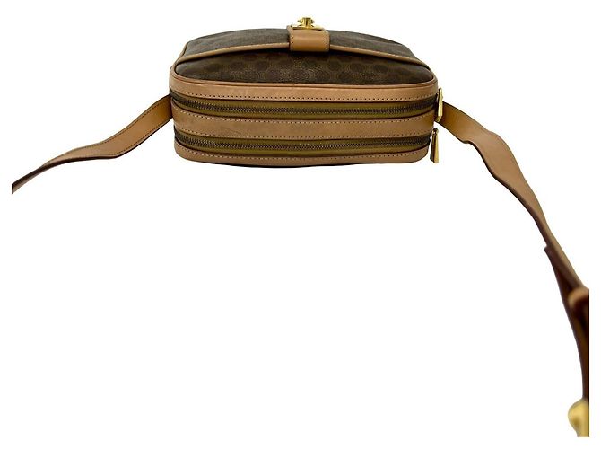 Céline Celine Vintage Logo Schultertasche aus Leder mit Ring-Hardware Braun - Ansicht 4