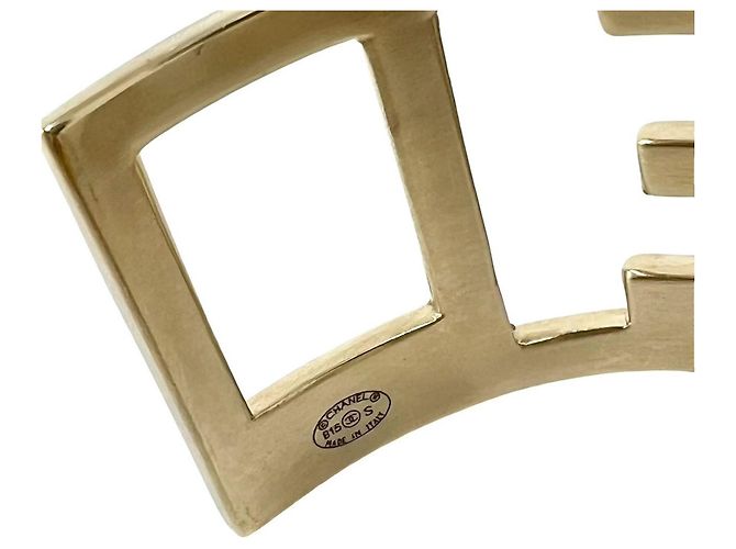 Chanel Gold Plated Logo Bangle Golden - view 3