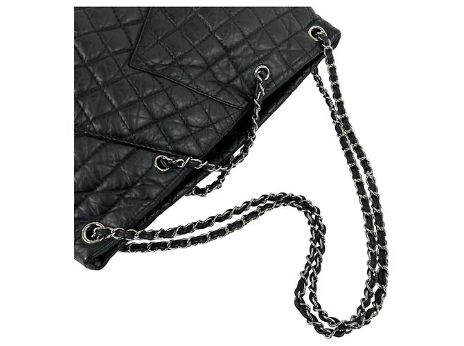 Chanel 2.55 gesteppte Leder-Schultertasche Schwarz - Ansicht 4