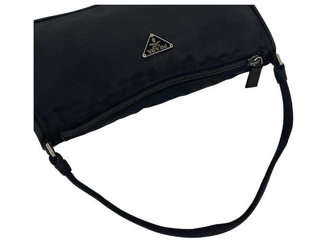 Mini borsa pochette Prada in nylon Nero - vista 4